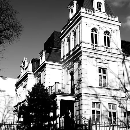 Ambasada 2* Болеславец