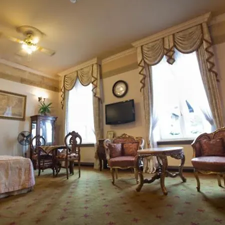 Hotel Ambasada
