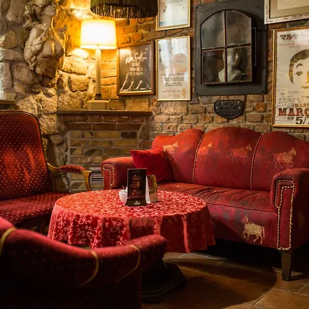 Hotel Ambasada Boleslawiec (Lower Silesia)