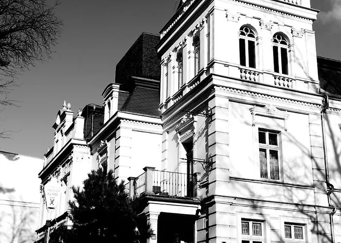 Ambasada 2* Boleslawiec (Lower Silesia)