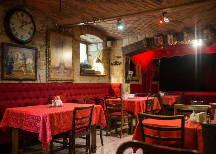 Ambasada Boleslawiec (Lower Silesia)