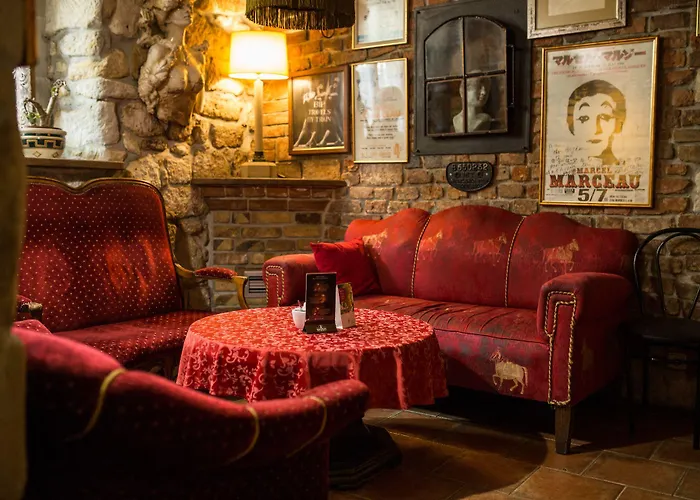 Hotel Ambasada Boleslawiec (Lower Silesia)